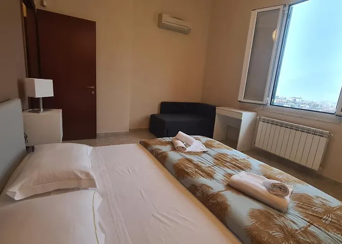 Carso 6 - Homy 5 Terre Lägenhet *